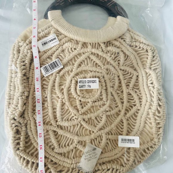 Macrame Roundie handbag - Picture 3 of 5